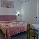 Aurora 法瓦拉