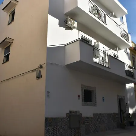 Aurora 3*